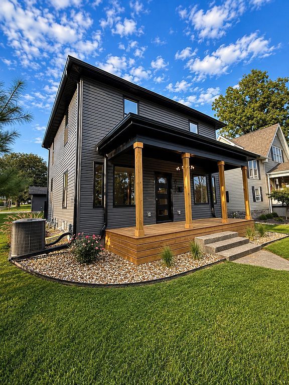 811 Hickory St - Property Image