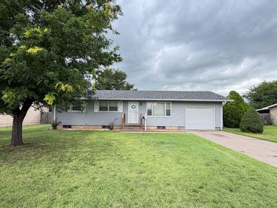 1317 Haney Dr, Hays, KS, 67601