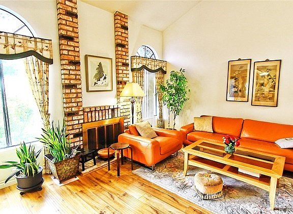 5th image of 16709 Picadilly Ln