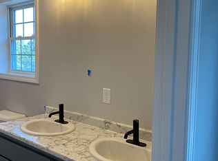 5 Coltons Way, Saco, ME 04072