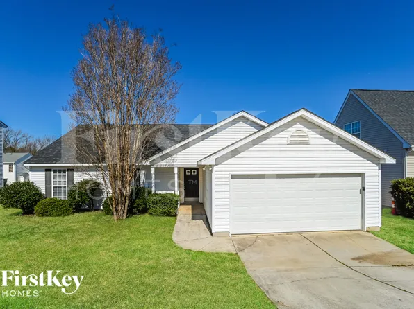 7111 Smithton Ln, Charlotte, NC 28213