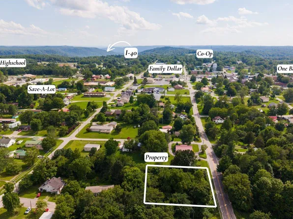 512 N Chestnut St, Monterey, TN 38574