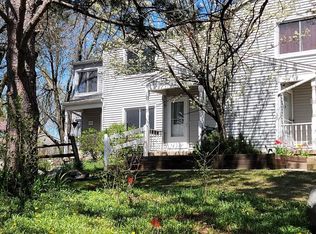 2032 Post Rd, Madison, WI 53713