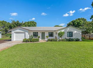 327 Pineview Rd, Tequesta, FL 33469