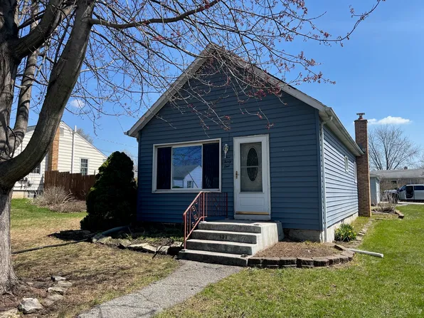 531 2nd St, Lemont, IL 60439