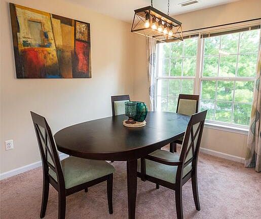5th image of 118 Sundown Ct Unit 2B