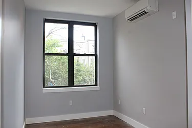 Rented by Premier Metro Realty Corp