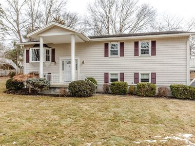 15 Gilfillan Rd, North Smithfield, RI, 02896