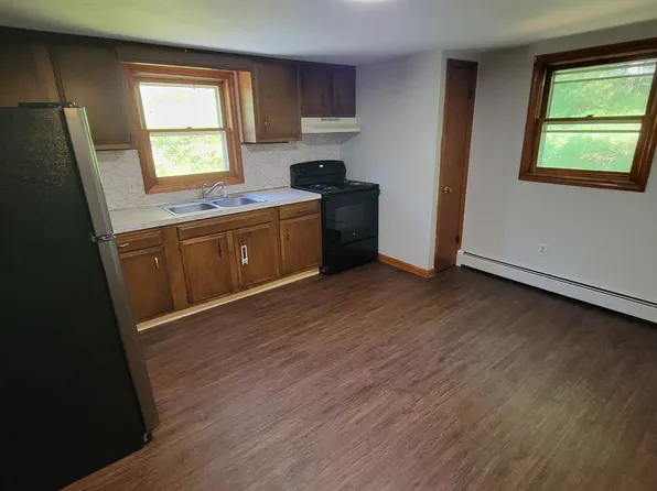 18 Cady St #C, Danielson, CT 06239