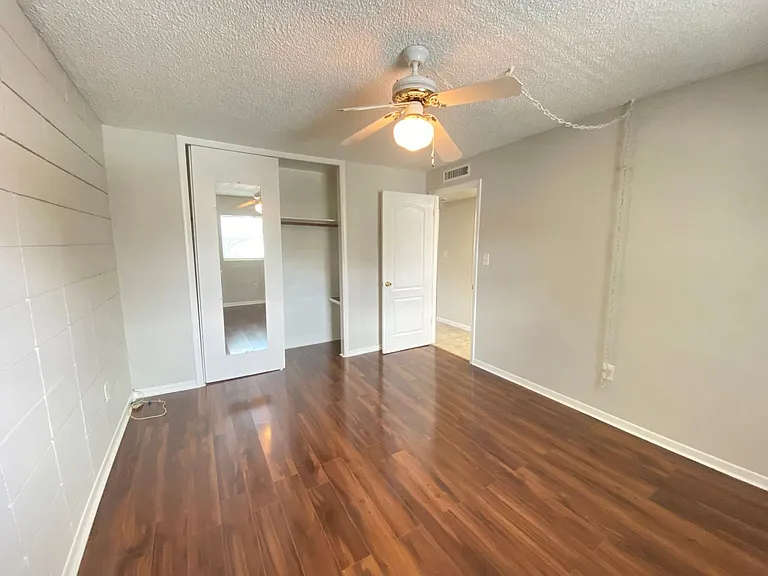 320 Lakeview St #207 — Photo 13