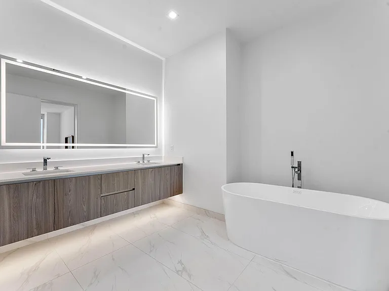 220 Lake Shore Dr #Penthouse 2321 — Photo 9