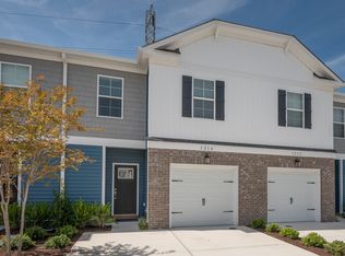 1214 Parkley Dr, Chesapeake, VA 23320