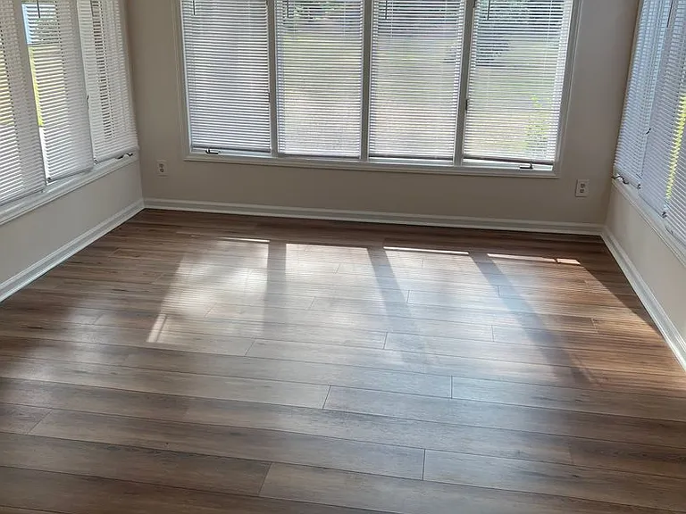 109 Erskine Dr — Photo 6