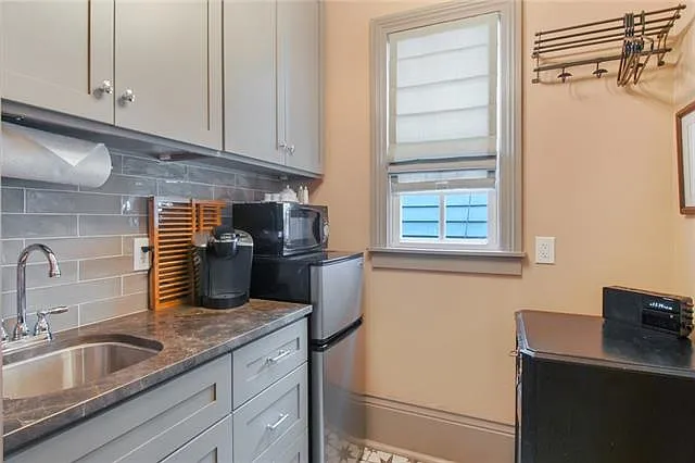 3439 Constance St — Photo 10