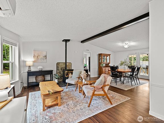 4th image of 16730 80th Avenue NW