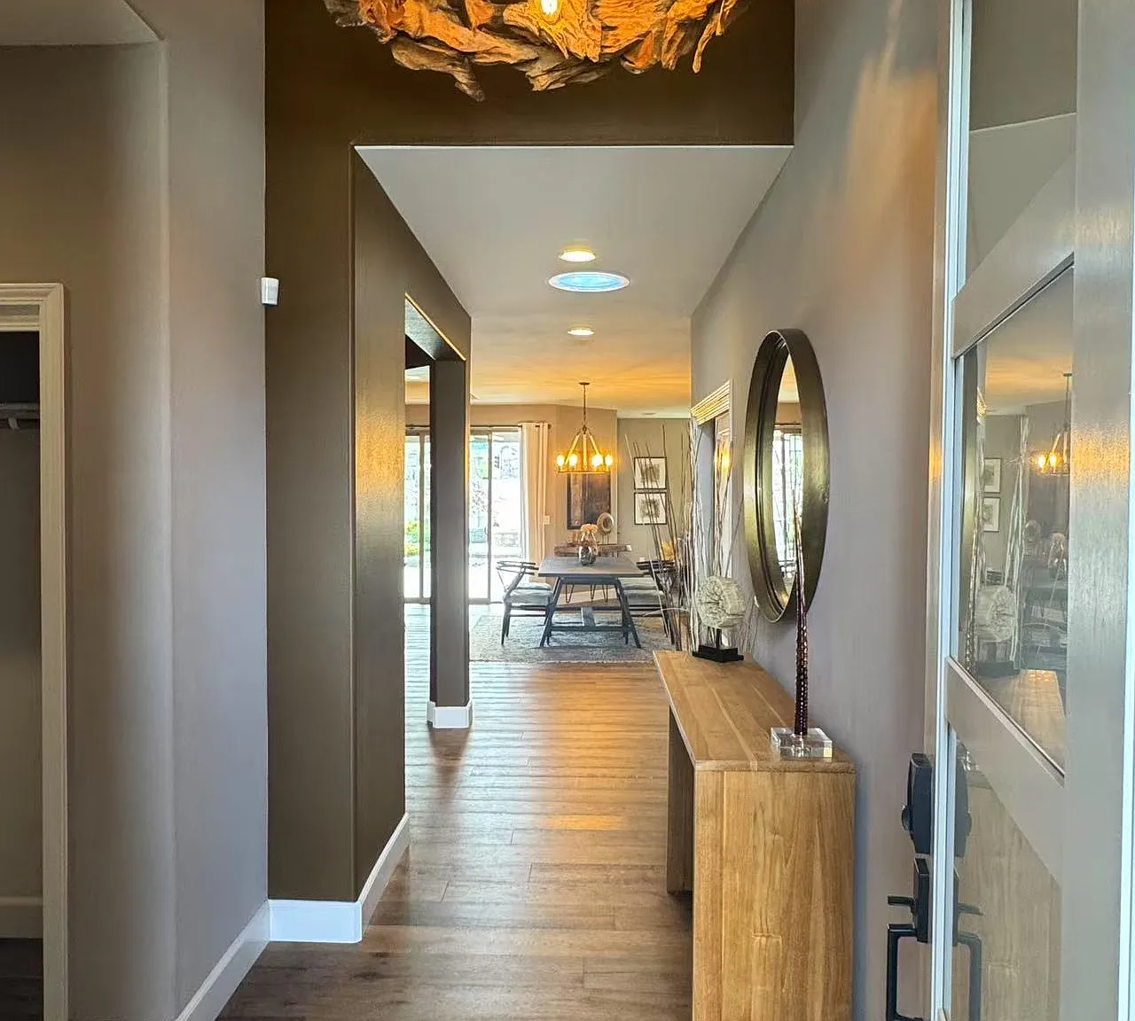 3 bed, 2.5 bath, 2281 sqft, $4,500 — Photo 3
