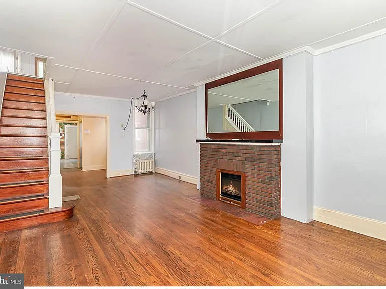 2172 Brookwood St — Photo 5