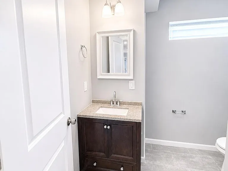 273 Oak St #2 — Photo 14