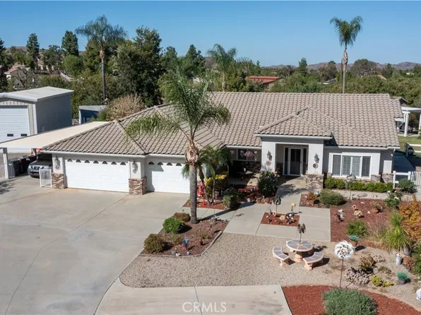 23255 Western Crest Dr, Perris, CA 92570