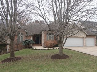 1386 W Stone Meadow Way, Springfield, MO 65810