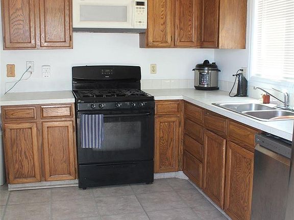 4th image of 1855 S Carolina Cir