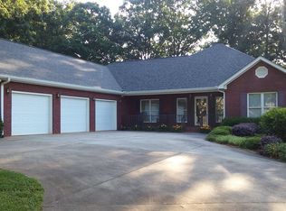 253 Windrose Meadow Ln, Clarkesville, GA 30523