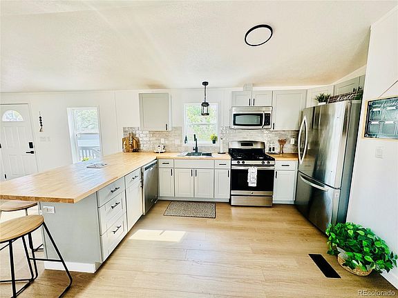2nd image of 115 Ponderosa Circle