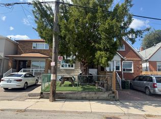 26 Avon Ave, Toronto, ON M6N 3W7