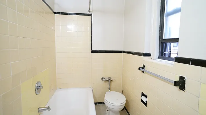 Rented by Karten & Lowe New York Real Estate LLC | media 11