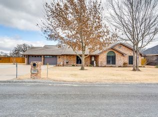 1981 N Dale Ave, Stephenville, TX 76401