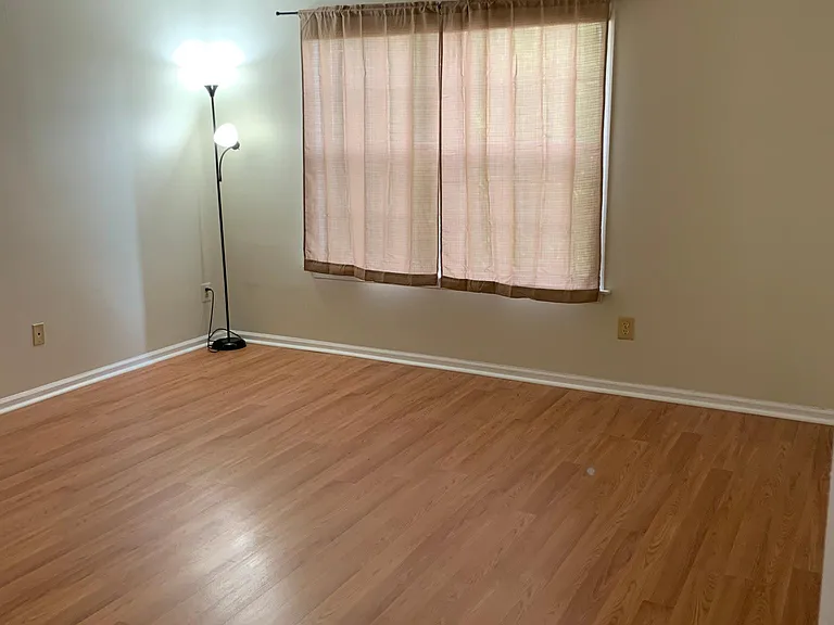 Master Bed Rm