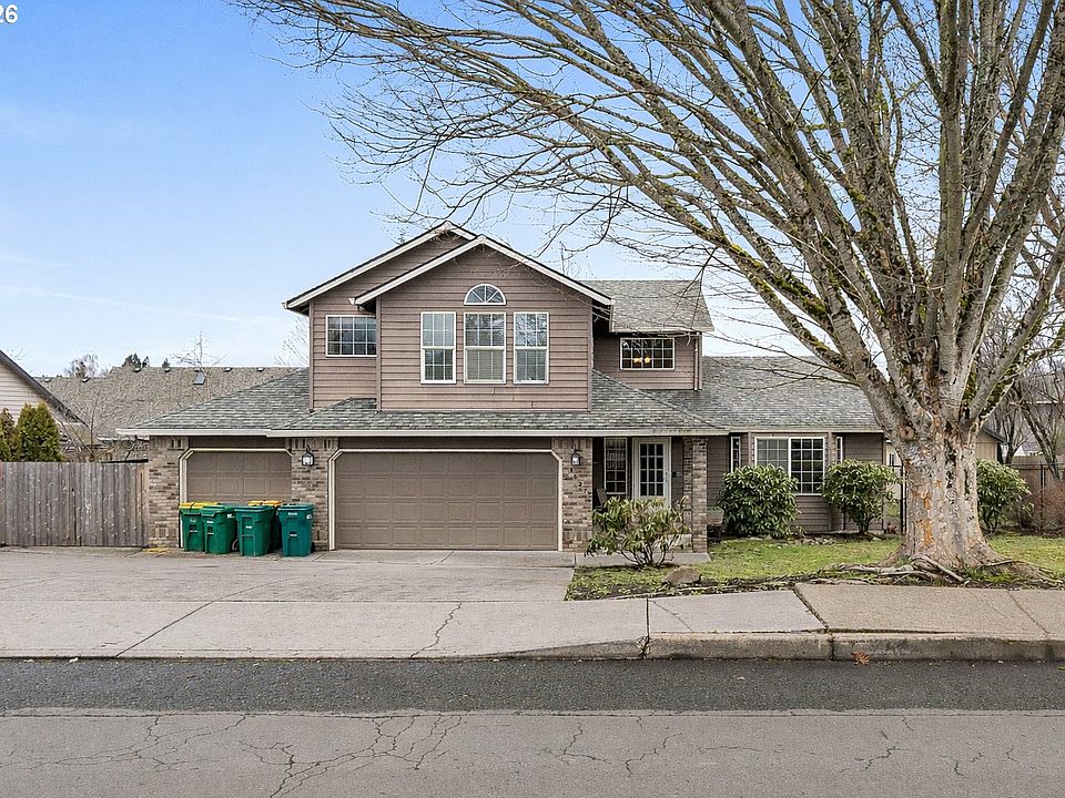 1st image of 1027 SE Strebin Rd