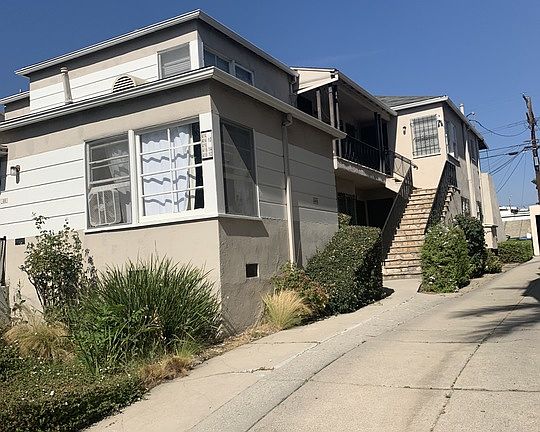 5th image of 414 N Gardner St