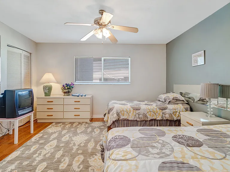 4511 Bay Beach Ln #315 — Photo 16