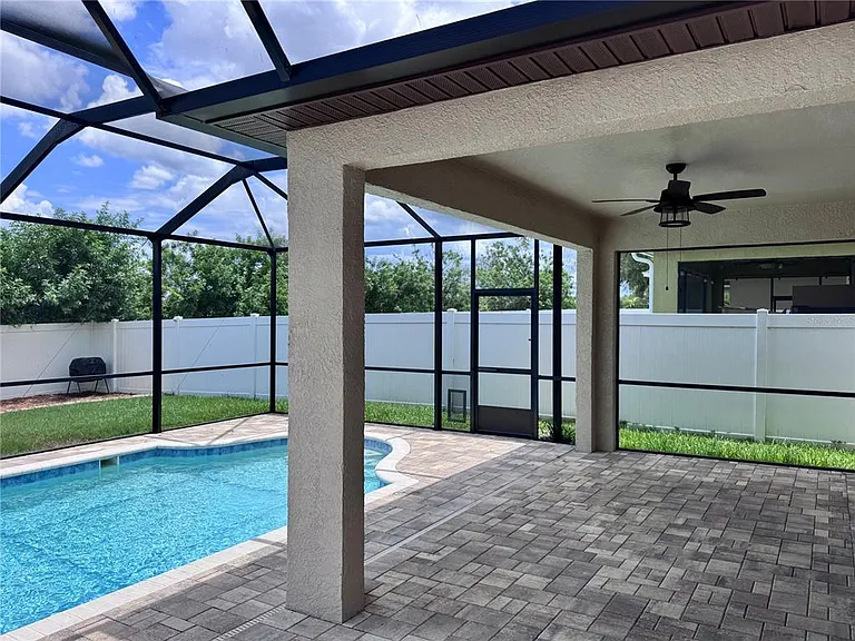1625 Emerald Hill Way — Photo 4