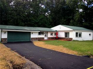 2905 Davidson Dr, Sylvania, OH 43560