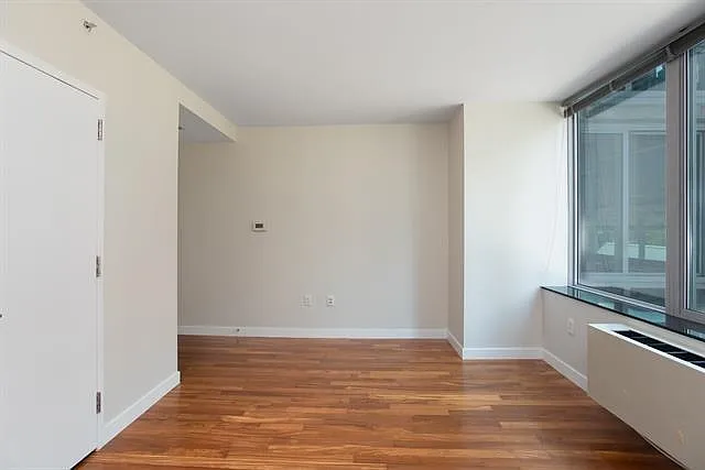 25 Hudson St #314 — Photo 15