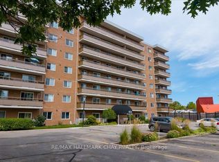414 Blake St #706, Barrie, ON L4M5J7