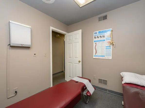 10 West 46th Street image 12 of 40