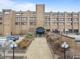 1000 Grandview Ave APT 1102, Pittsburgh, PA