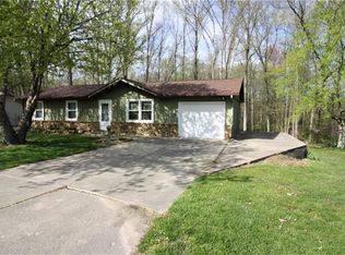 12381 S Hillview Way, Columbus, IN 47201