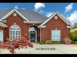 2205 Rockingham Ln, Decatur, AL 35603