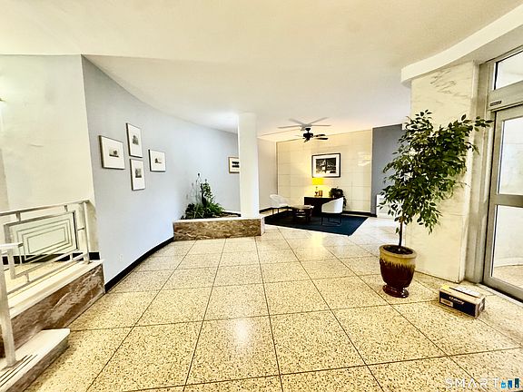 4th image of 71 Strawberry Hill Avenue #421