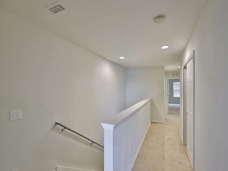 9160 Hillcroft Dr — Photo 20