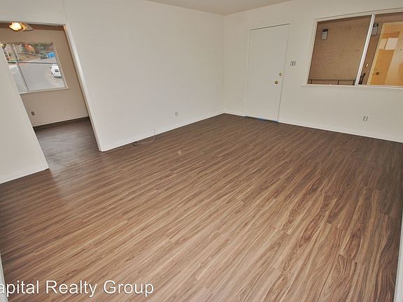 4th image of 1133 Village Dr APT 7
