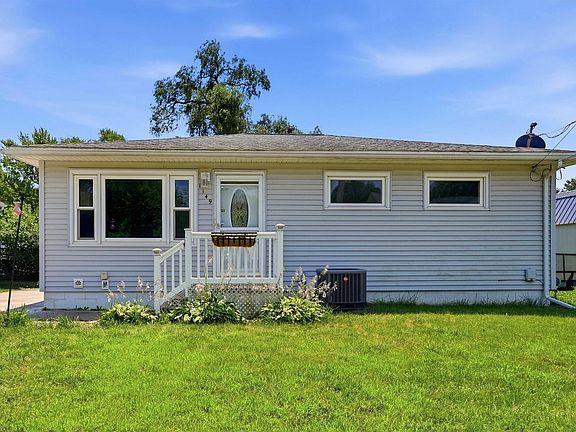 2nd image of 1149 Virginia St