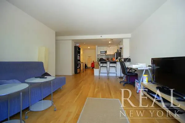 Rented by REAL New York | media 2
