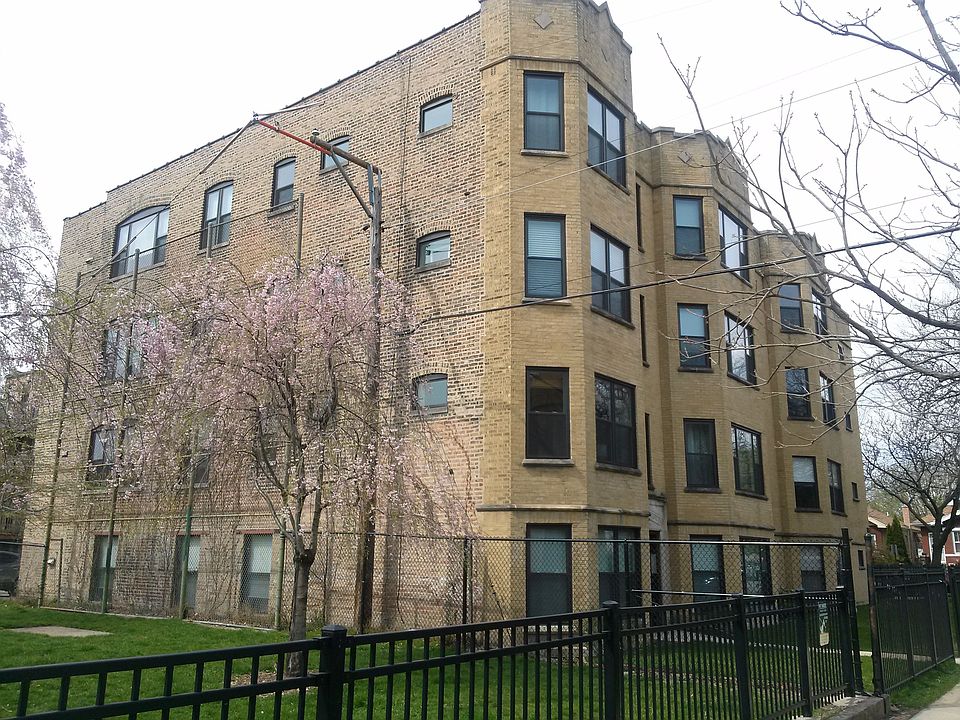 1st image of 4827 N Fairfield Ave APT 2