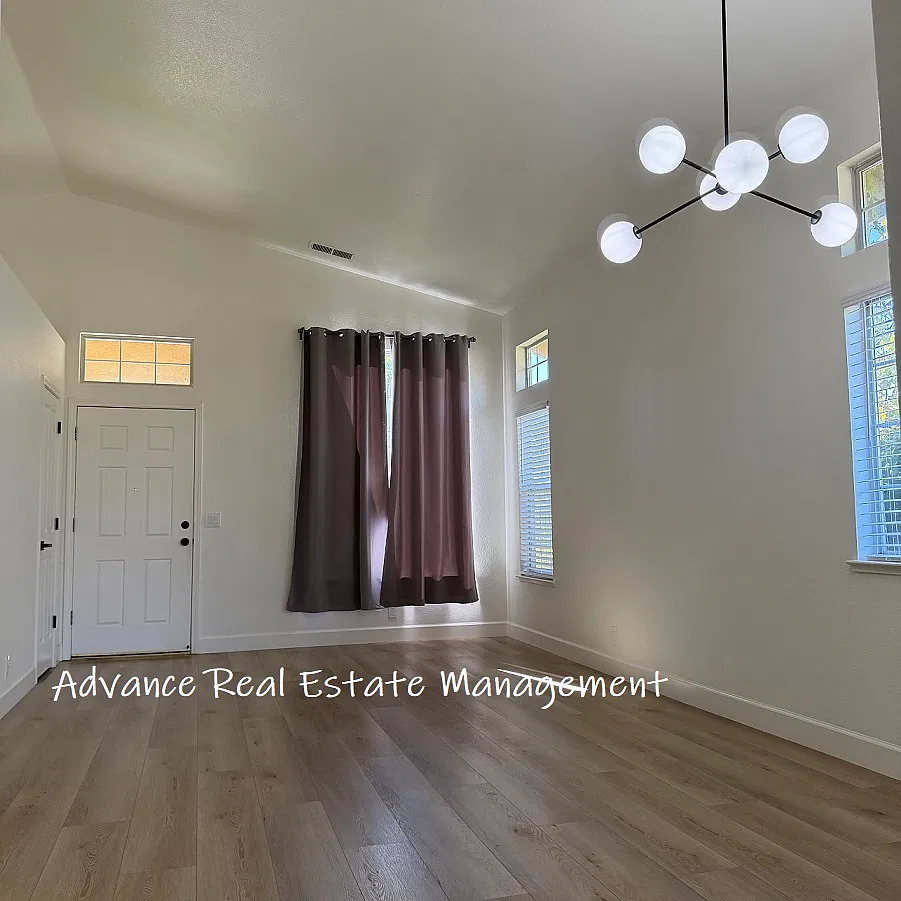 8401 Ardelle Way - 1 — Photo 4