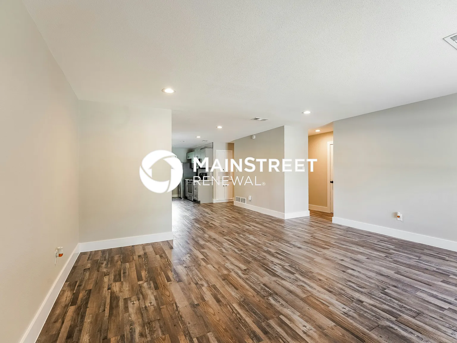 2721 Northview Pl — Photo 3